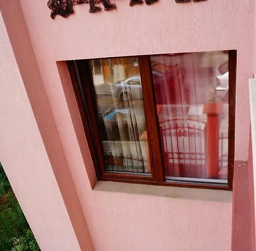 Dara Pensiune Țarevo