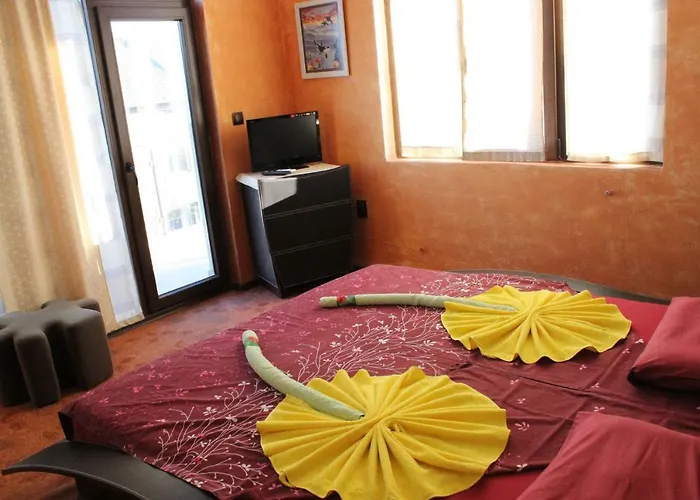 Dara Pensiune Țarevo