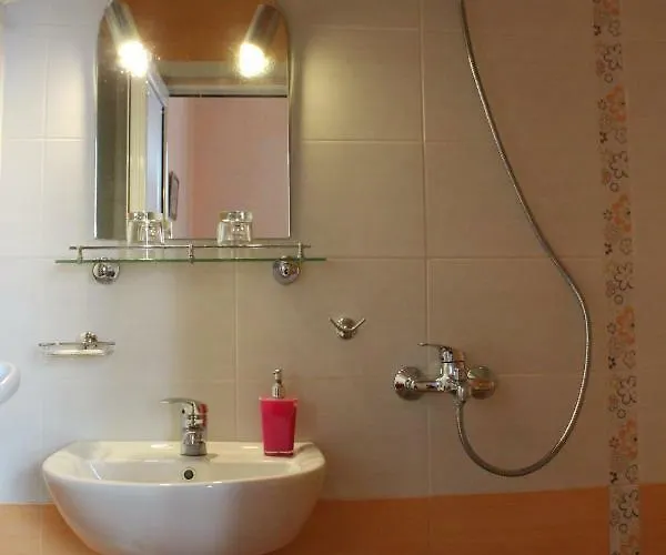 Pensiune Dara Țarevo